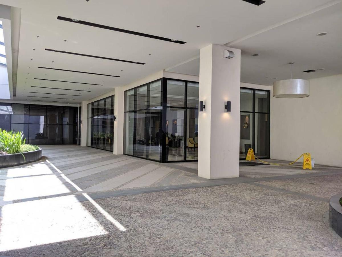 Studio Condo Naia Airport Terminal 3 Newport City Casino 马尼拉 外观 照片